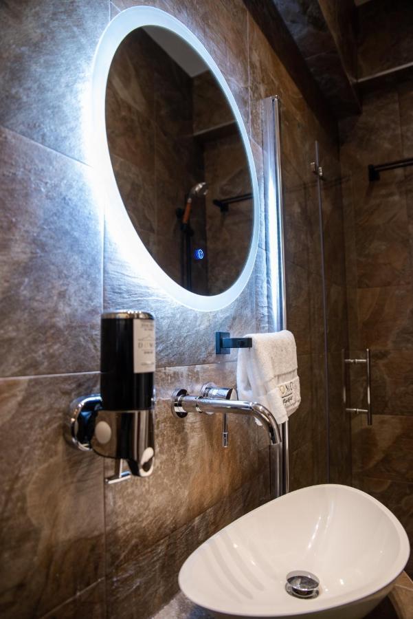 Domo Boutique Hotel Олдбъри Екстериор снимка