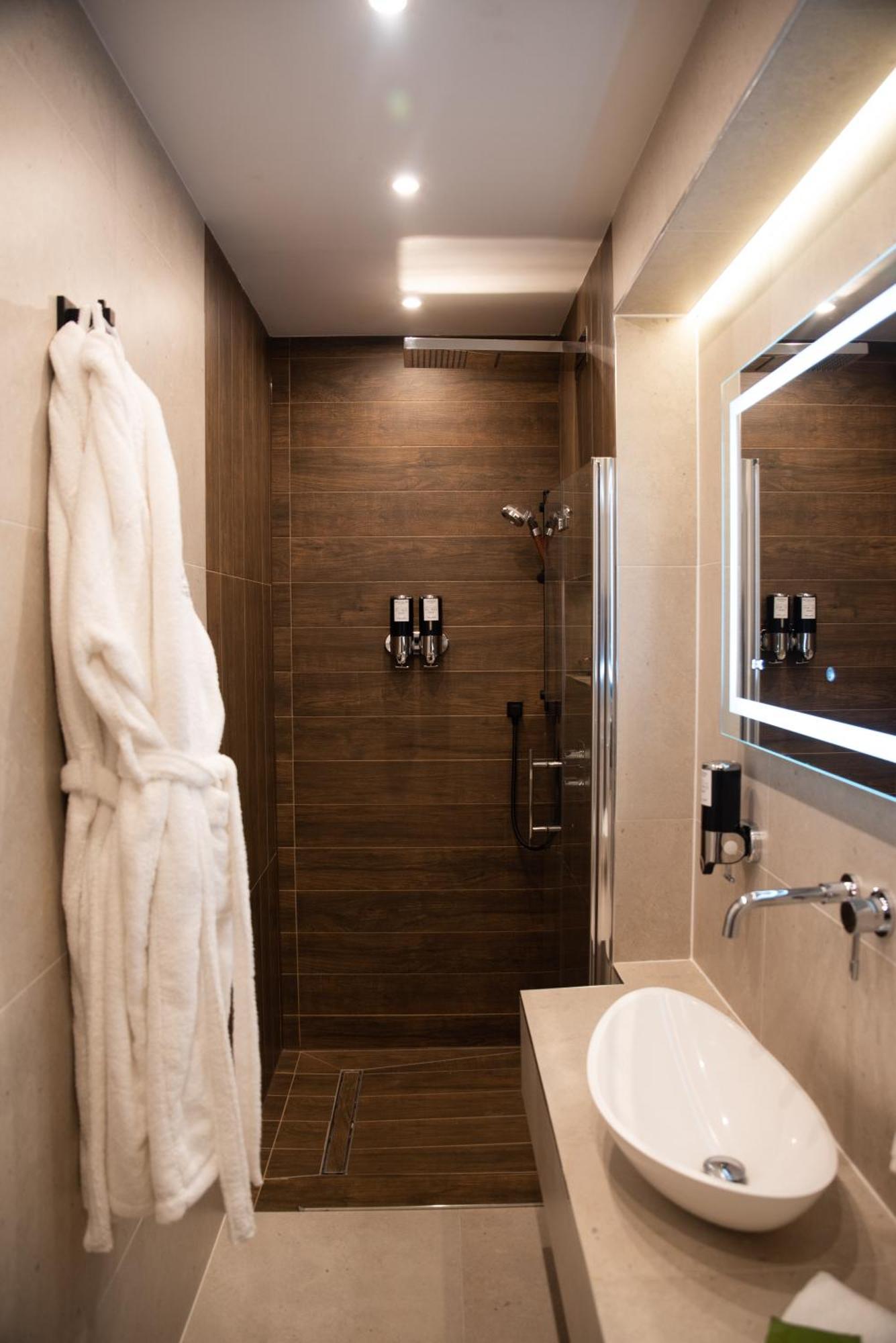 Domo Boutique Hotel Олдбъри Стая снимка